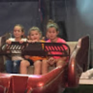 Meet your Posher, Eliza